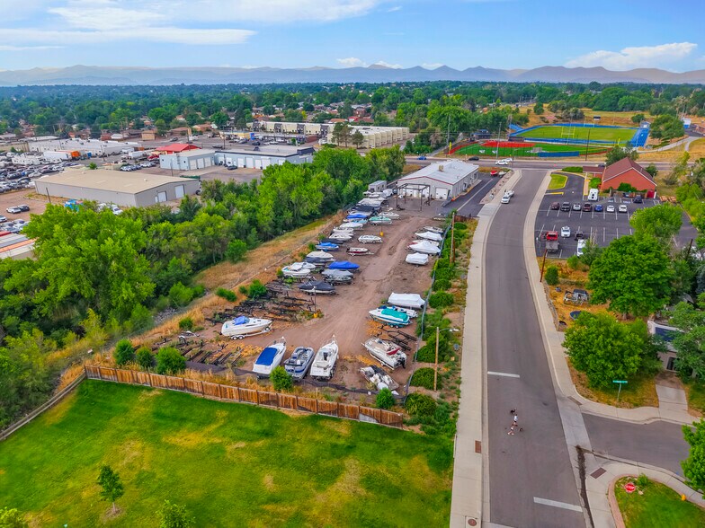 More Photos Of 4260 S Federal Blvd, Englewood Showroom For Sale