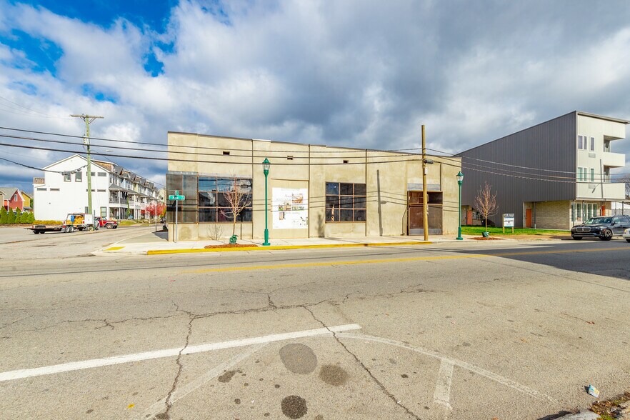 More Photos Of 615 E Main St, Chattanooga General Retail For Lease