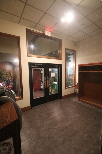 More Photos Of 2425 Oak St, Baker City Restaurant For Sale