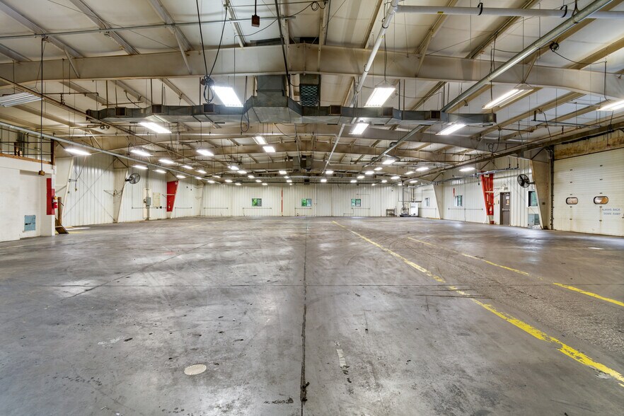 More Photos Of 137 Touby Ct, Mansfield Warehouse For Sale