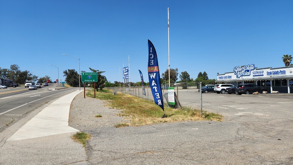 More Photos Of 900 Newville Rd, Orland Restaurant For Sale