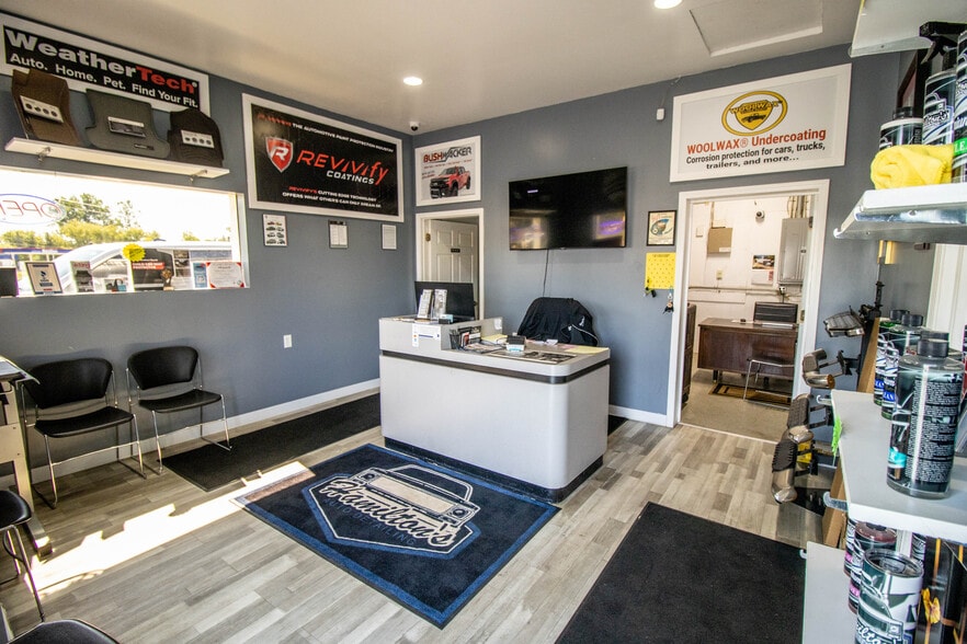 More Photos Of 10185 N Saginaw Rd, Clio Auto Repair For Sale