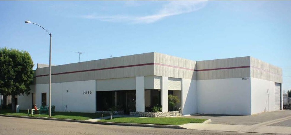 More Photos Of 2850 E Via Martens, Anaheim Warehouse For Lease