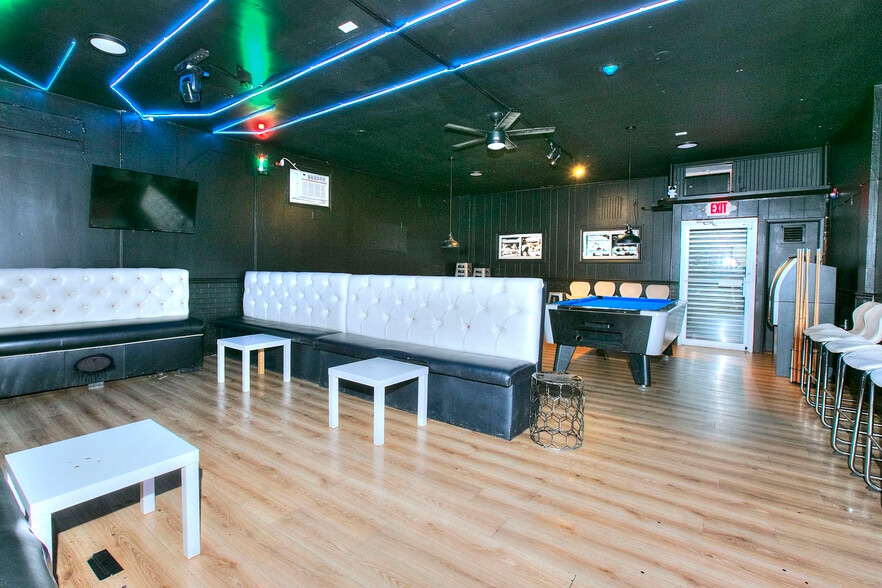 More Photos Of 845 E Main St, Bridgeport Restaurant For Sale