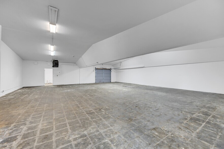 More Photos Of 20736 Longeway Rd, Sonora General Retail For Lease