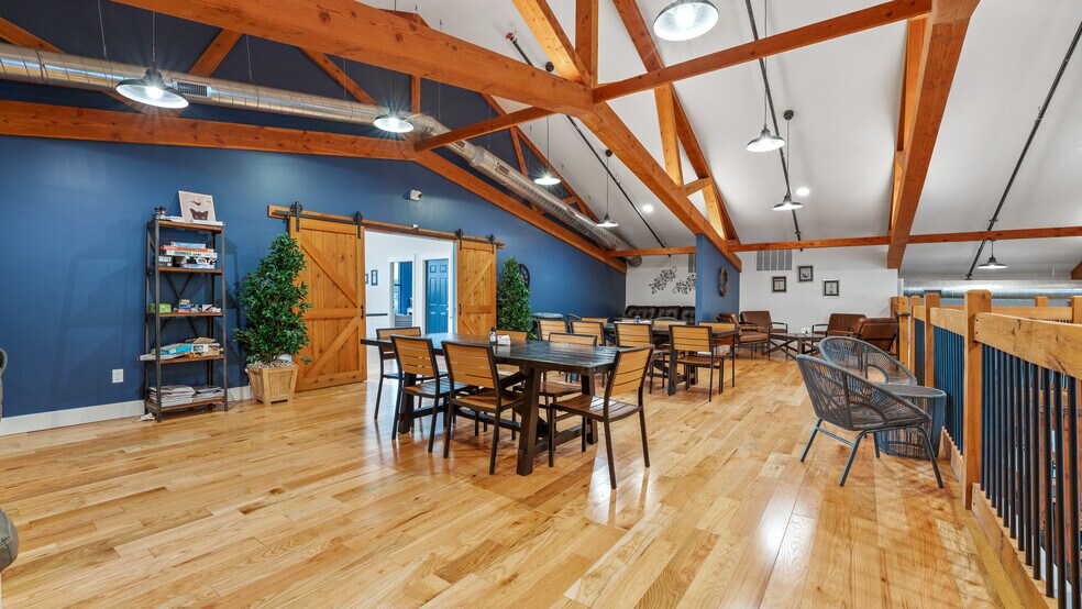 More Photos Of 100 Grand Vintners Lane, Lake Ozark Winery Vineyard For Sale