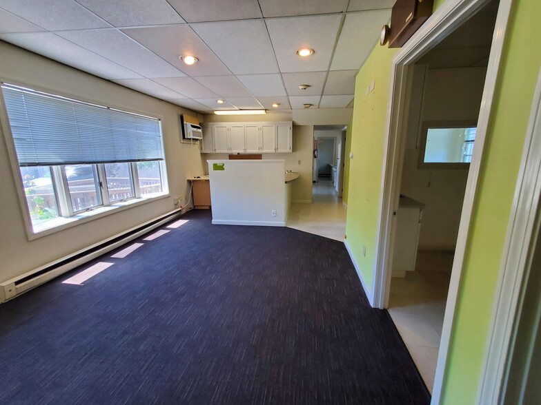 More Photos Of 8 Nells Way, Orleans Office For Lease