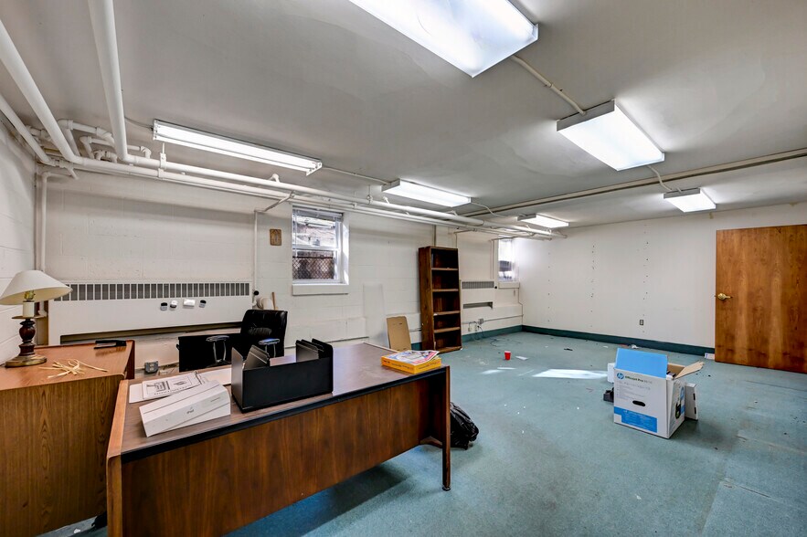 More Photos Of 301 Delaware Ave, Olyphant Office For Sale