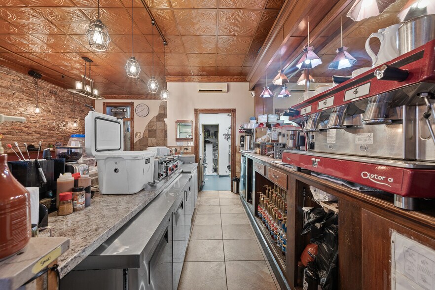More Photos Of 509 N River St, Hot Springs Restaurant For Sale