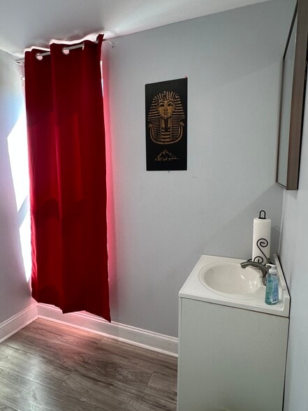 More Photos Of 2503 Dawson St, Columbus Religious Facility For Sale