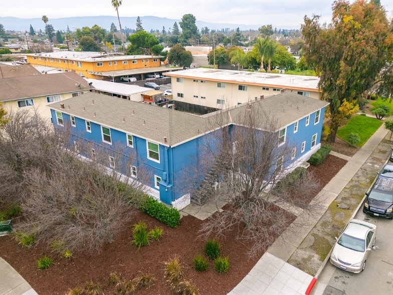 Primary Photo Of 675 Johanna Ave, Sunnyvale Apartments For Sale