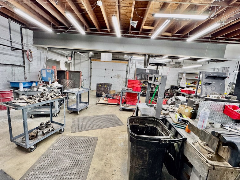 More Photos Of 1050 Triplett Blvd, Akron Warehouse For Sale