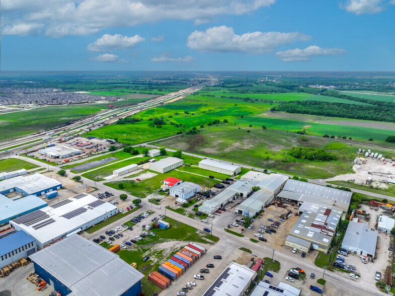 More Photos Of 1121-1201 Industrial Dr, Royse City Manufacturing For Sale