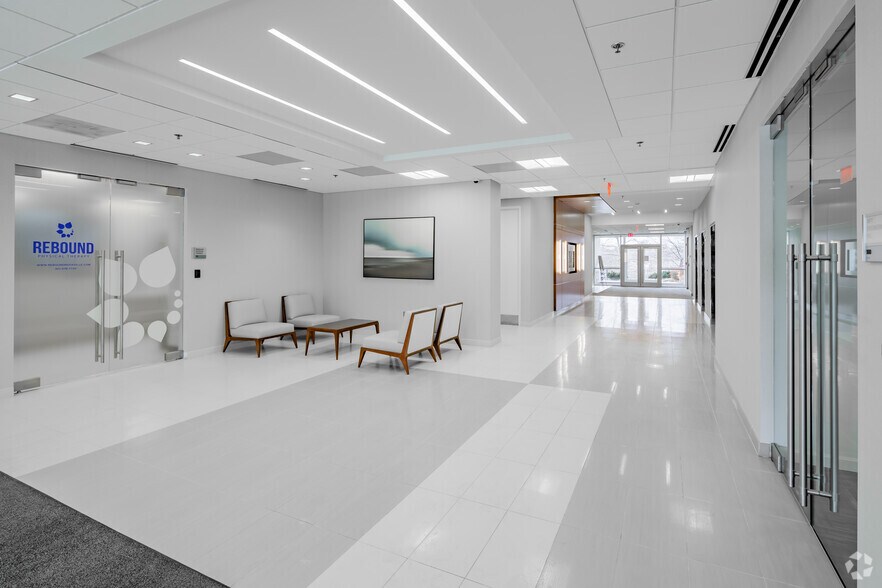 More Photos Of 1801 Research Blvd, Rockville Unknown For Lease