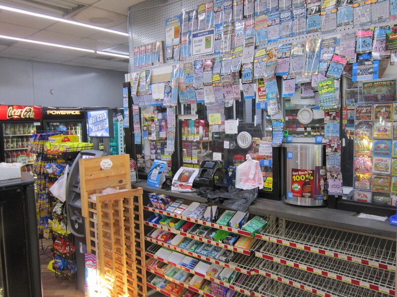 More Photos Of 2301 Lackey St, Lumberton Convenience Store For Sale