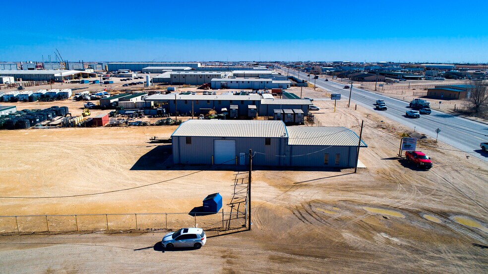 More Photos Of 3315 E State Highway 158, Midland Warehouse For Lease