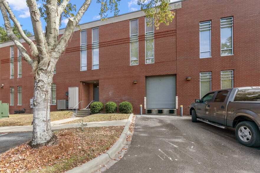 More Photos Of 3101 Sessions Rd, Tallahassee Office For Lease