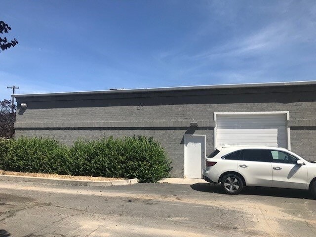 More Photos Of 3007-3023 S West Temple, Salt Lake City Light Manufacturing For Lease