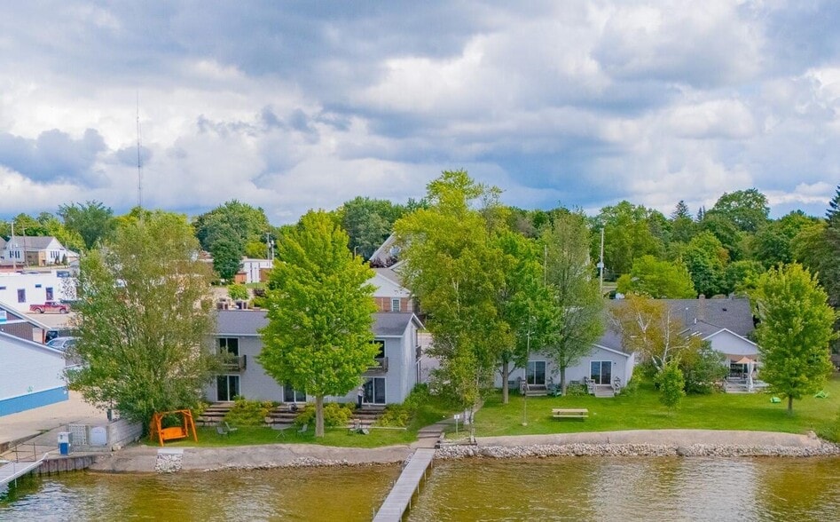 More Photos Of 214 S Main St, Lake City Hotel For Sale