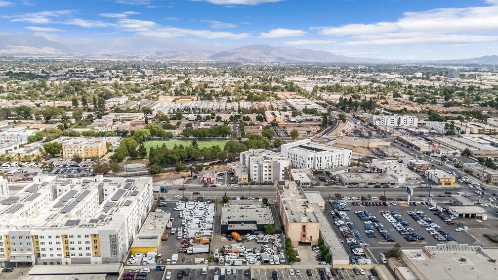 More Photos Of 8759 Sepulveda Blvd, North Hills Health Club For Sale