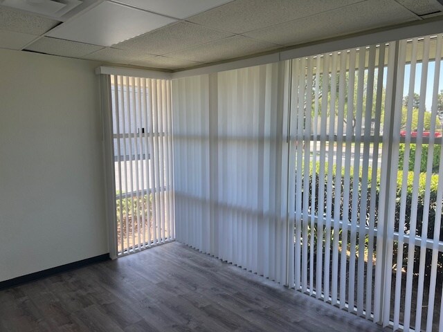 More Photos Of 268 N Lincoln Ave, Corona Unknown For Lease