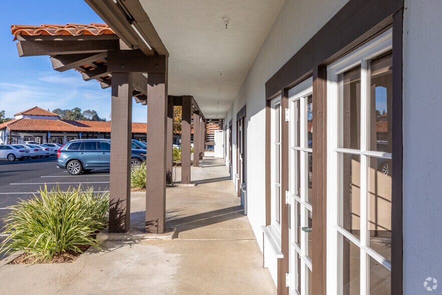 More Photos Of 681 Encinitas Blvd, Encinitas Office For Lease