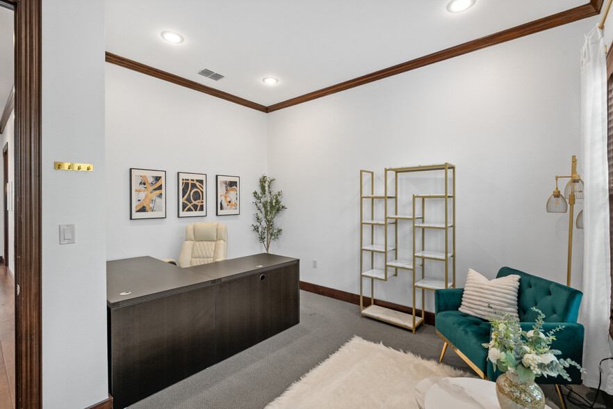 More Photos Of 6115 New Copeland Rd, Tyler Medical For Sale