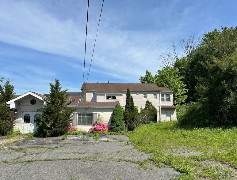 More Photos Of 647 State Route 15 N, Lake Hopatcong Land For Lease