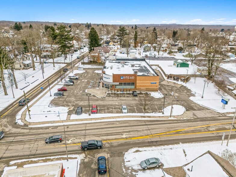 More Photos Of 335 Main St, Greenville Drugstore For Sale