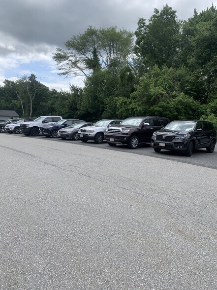 More Photos Of 4 Abbott Pl, Millbury Office For Lease