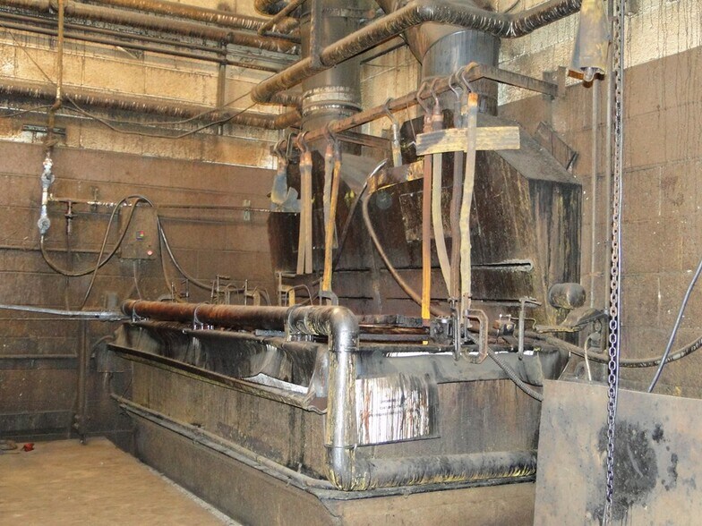 More Photos Of 1012 N 9th Ave, Walla Walla Manufacturing For Sale