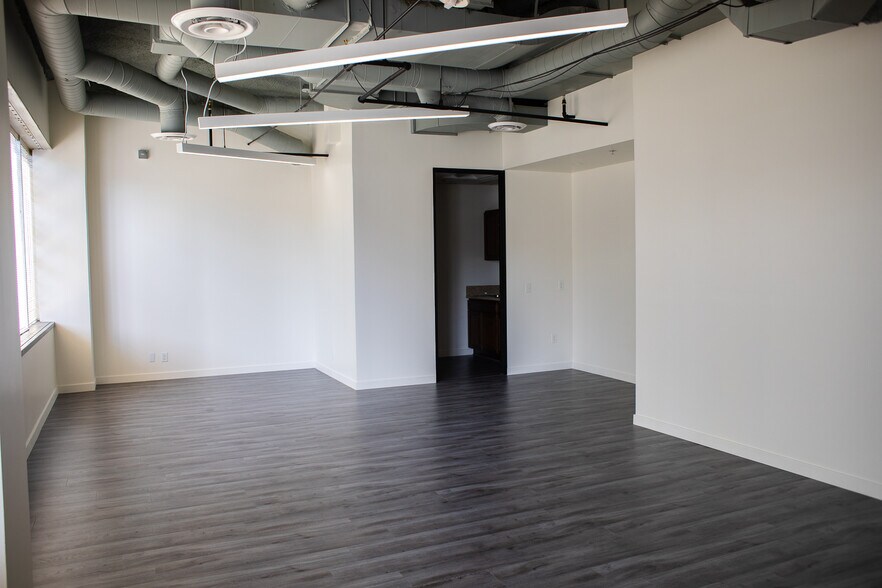 More Photos Of 609-611 Wilshire Blvd, Los Angeles Office For Lease