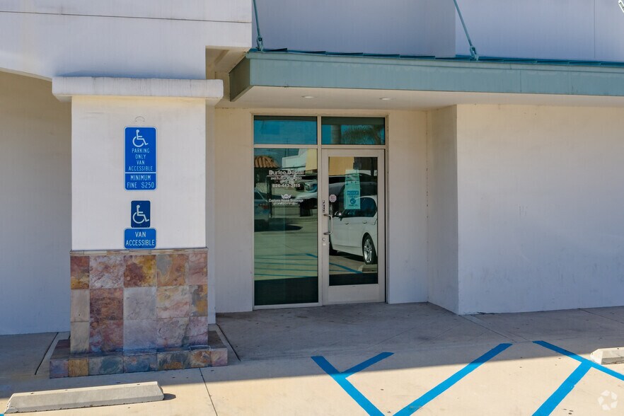 More Photos Of 2001 Santa Anita Ave, South El Monte Storefront Retail Office For Lease