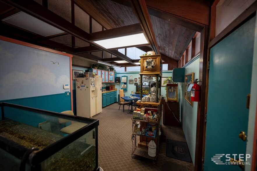More Photos Of 1335 8th Ave, Greeley Storefront For Sale