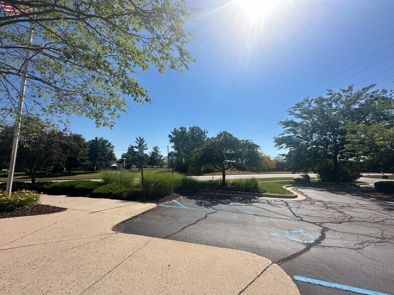 More Photos Of 4211 Division Ave, Comstock Park Office For Sale