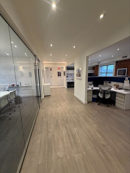 More Photos Of 2300 Wisconsin Ave NW, Washington Loft Creative Space For Lease