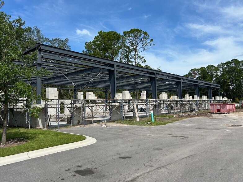 More Photos Of 5600 US Highway 1 N, Saint Augustine Showroom For Lease