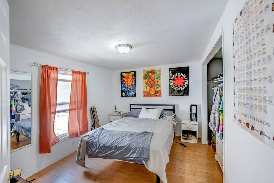 More Photos Of 5371 Huron St, Niagara Falls Apartments For Sale