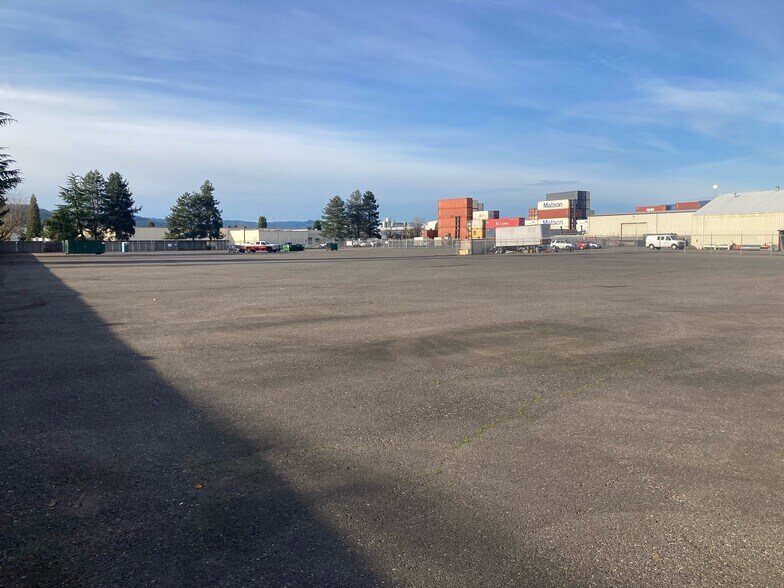 More Photos Of 9619 N Rivergate Blvd, Portland Land For Sale