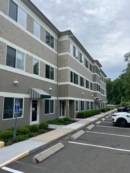 More Photos Of 1449 Old Waterbury Rd, Southbury Office For Sale