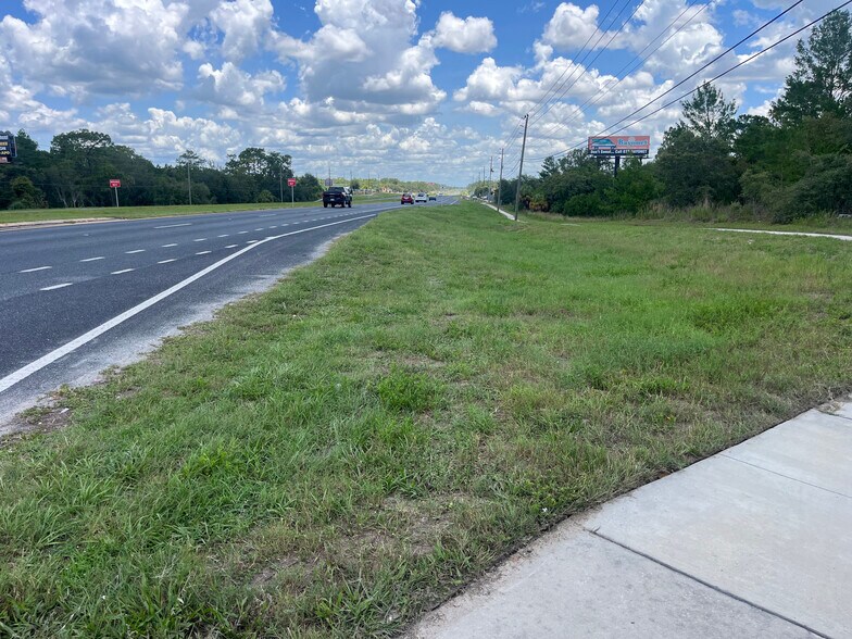 More Photos Of 8176 Commercial Way, Brooksville Land For Sale