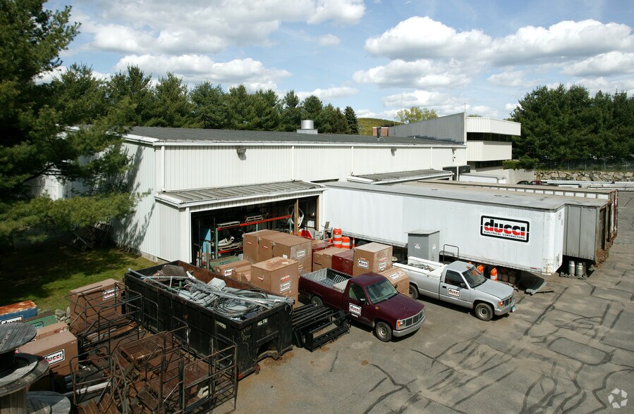 More Photos Of 427 Goshen Rd, Torrington Flex For Sale
