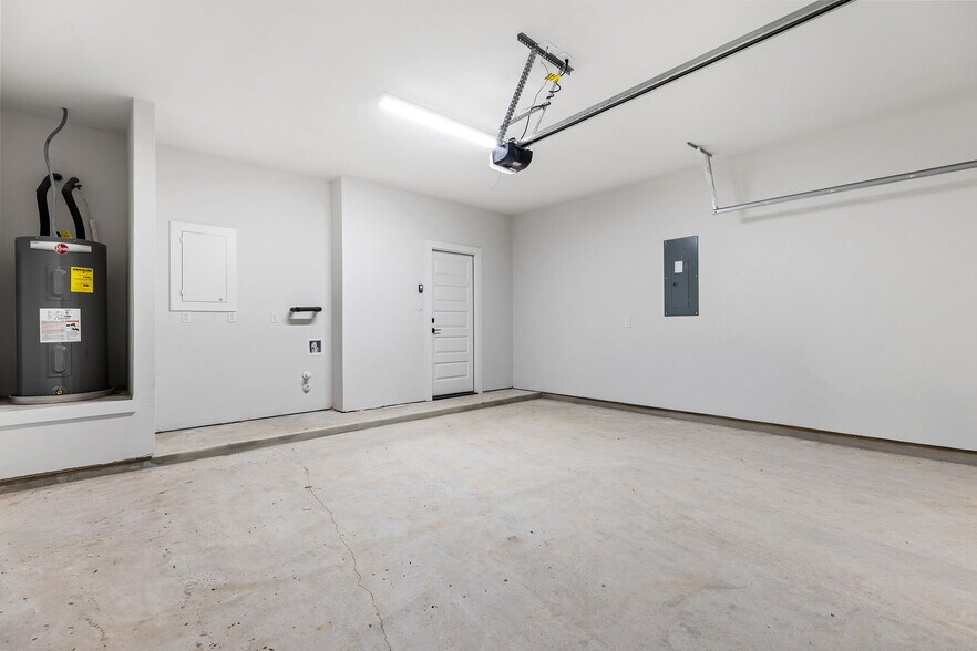 More Photos Of 2600 Gattis School Rd, Round Rock Apartments For Sale