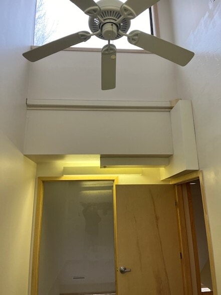 More Photos Of 824 E Broad St, Elyria Coworking Space