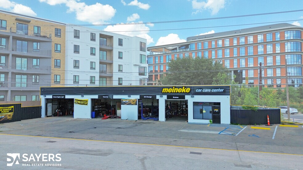 Primary Photo Of 1119 Airport Blvd, Austin Auto Repair For Sale