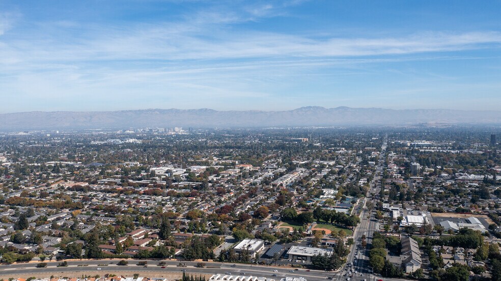 More Photos Of 595 Millich Dr, Campbell Office For Lease