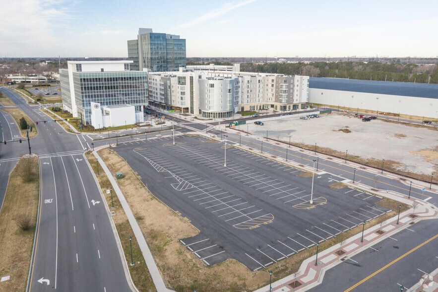 More Photos Of Summit Pointe Block 4, Chesapeake Apartments For Lease