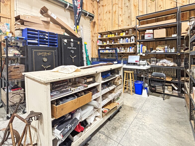 More Photos Of 350-352 E Bridge St, Hotchkiss Office For Sale