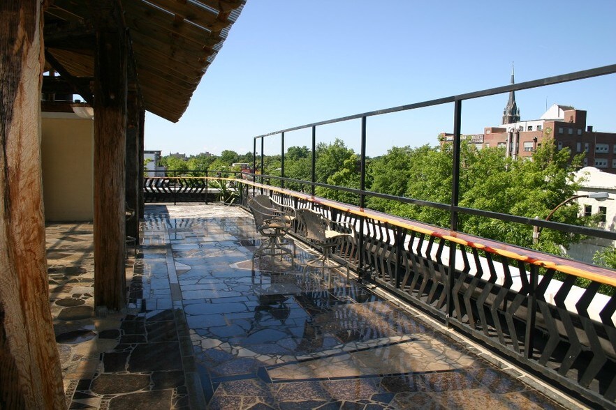 More Photos Of 2400 S Jefferson Ave, Saint Louis Office For Lease