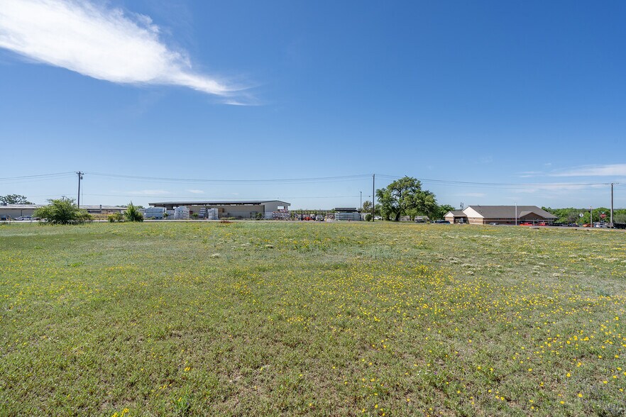 More Photos Of 107 Brown Bridge Rd, Liberty Hill Land For Sale